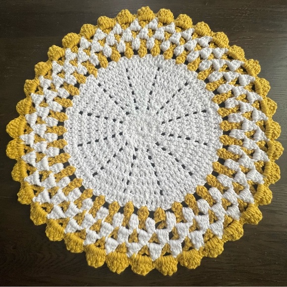 Set of 6 White/Bamboo Crochet Placemats - Picture 13 of 13